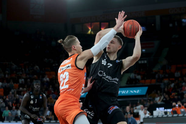 赛中迅速做 赛中迅速做