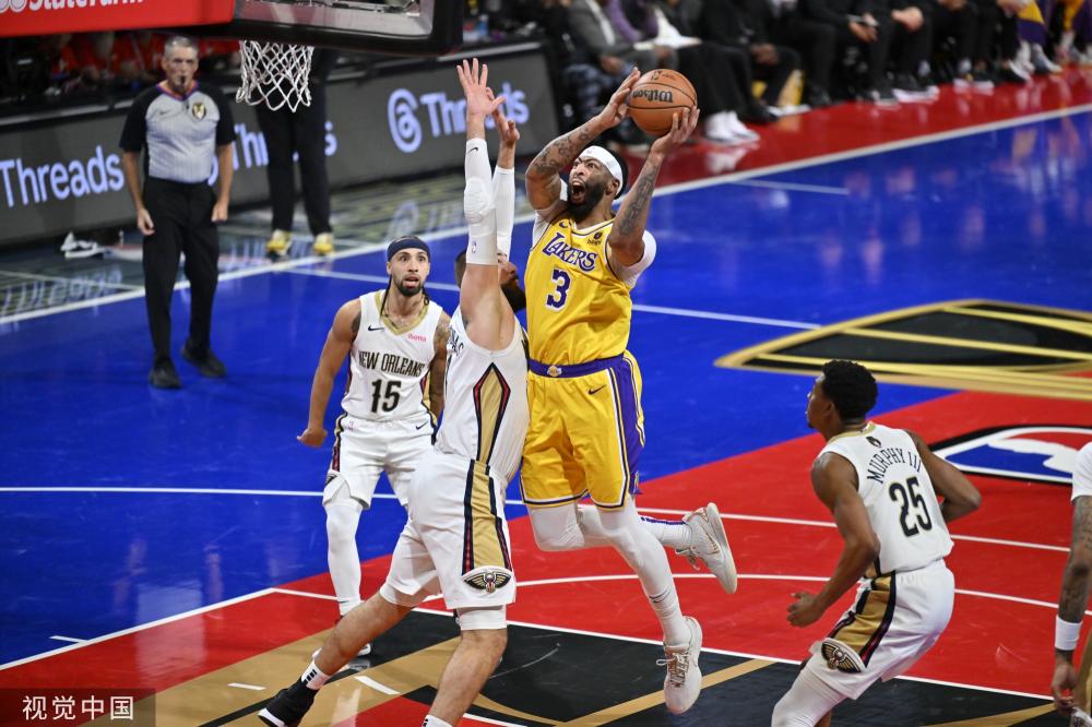 场边交流 场边交流