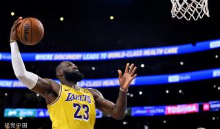 而在这场比 而在这场比