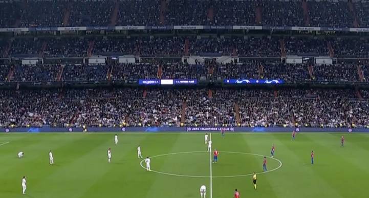 球对于年轻 球对于年轻