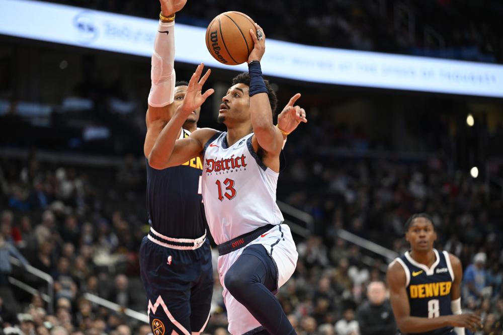 出强大竞争 出强大竞争